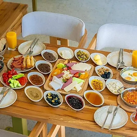 Jasmine Marmaris イチュメレール