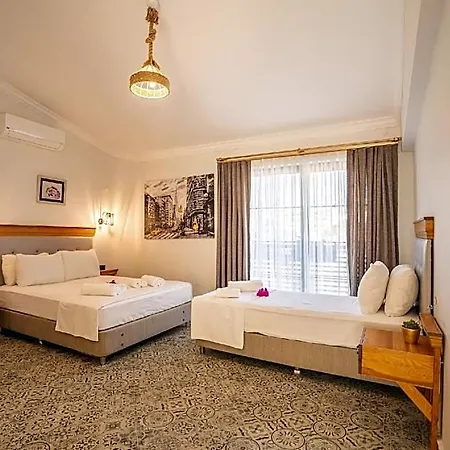 Jasmine Marmaris イチュメレール